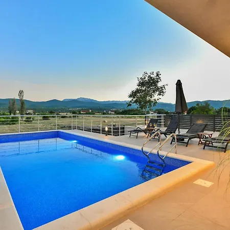 Stunning In Glavina Donja With Sauna Imotski