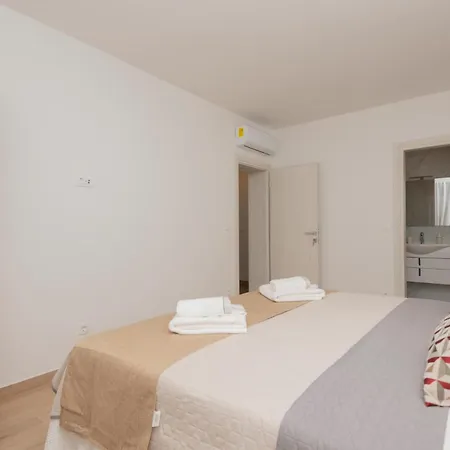 Holiday home Stunning In Glavina Donja With Sauna *