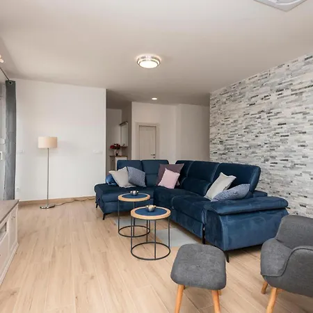 Holiday home Stunning In Glavina Donja With Sauna *